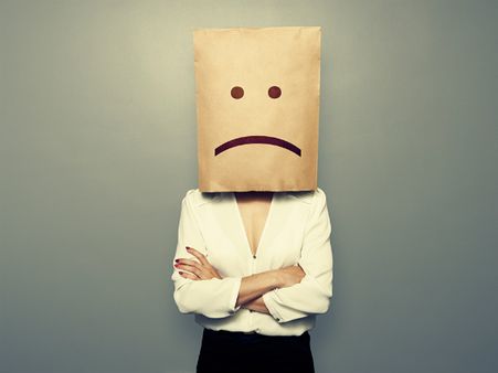 ৬. স্ট্রেস কমে চোখে পরার মতো: