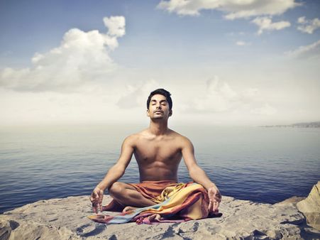 ৪. ক্লান্তি দূর করতে ধ্যান