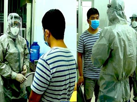 ১১) এক্সট্রা মাস্ক বহন করুন