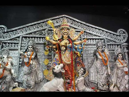 দেখুন মা দুর্গার কোন বাহন কোন অর্থ বহন করে