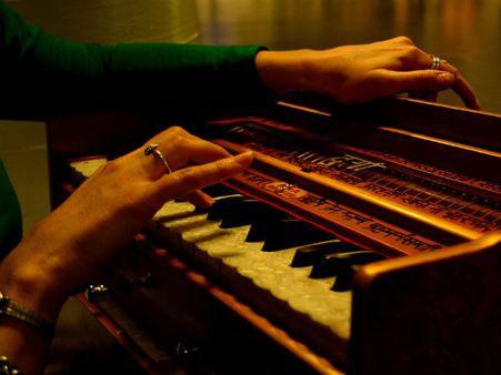 ৫) মায়ের পছন্দের জিনিস