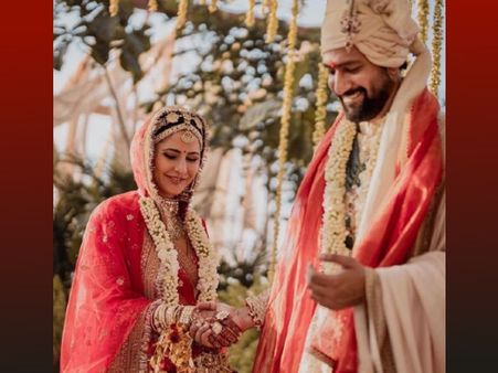 ক্যাটরিনার বিয়ের লেহেঙ্গা