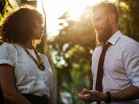 প্রিয়জনের সঙ্গে কথা বলুন