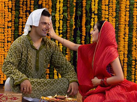 ২৭ অক্টোবর ২০২২ : ভাইফোঁটা