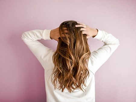 চুলের বৃদ্ধি ঘটায় চুলের বৃদ্ধি ঘটায়