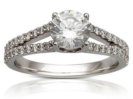 The sparkling solitaire