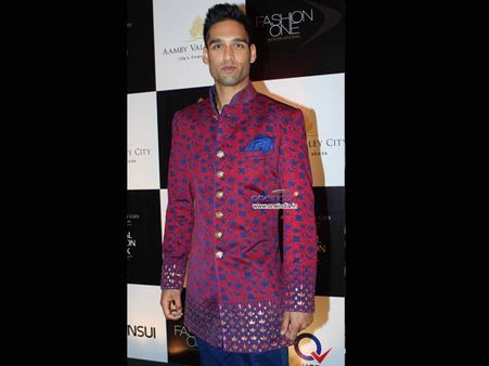 The Loud Groom-To-Be