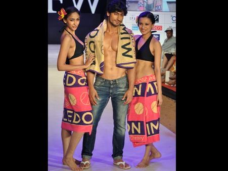 The Hunk In A Towel The Hunk In A Towel