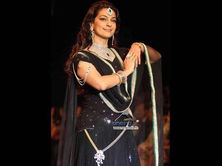 Juhi Chawla's Waist Band