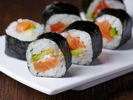 Sushi rolls
