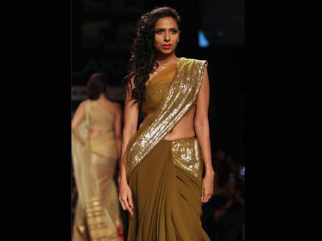 Shimmer bordered saree