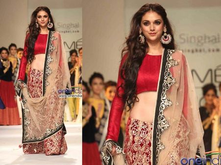 Aditi Hydari in Payal Sinhal