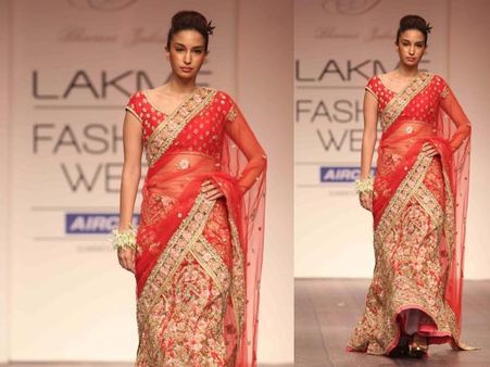 Red Saree by Bhairavi Jaikishan 