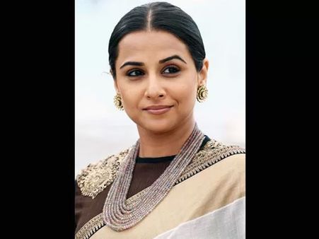 Dull In Creamy White