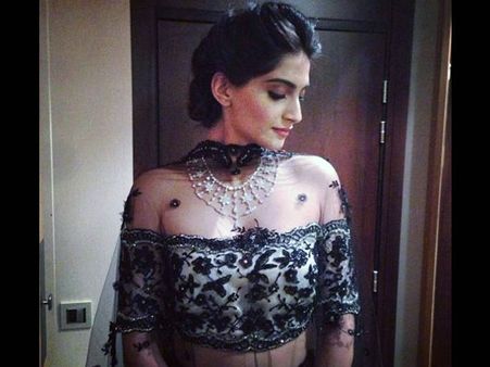 Sonam In Black Lace Lehenga