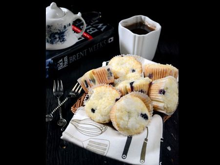 Blueberry Streusel Muffin