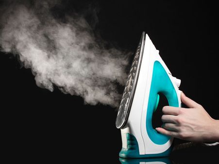 Steam Iron 