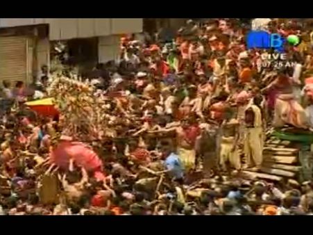 Pandas Pulling Jagannath