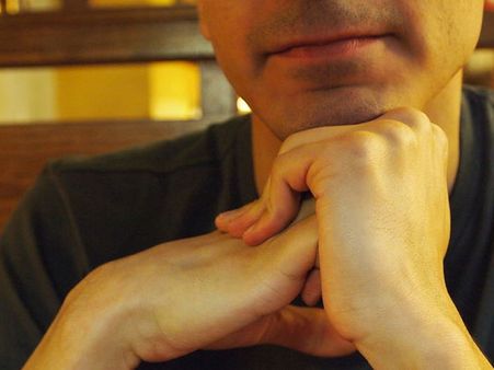 Cracking the knuckles