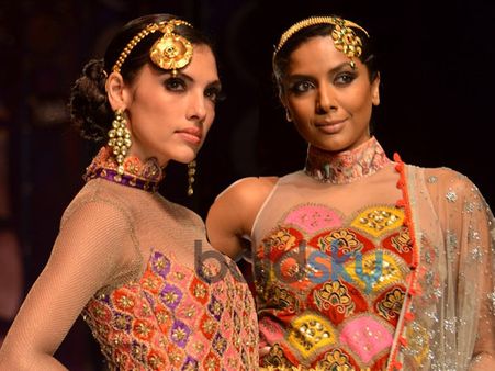 Hair Chain With A Pendant