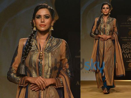 Ornate Golden Jewellery