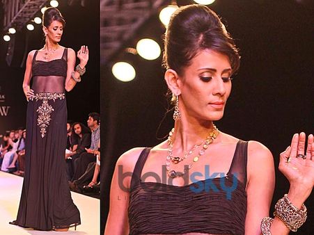 Broad Bangles Broad Bangles