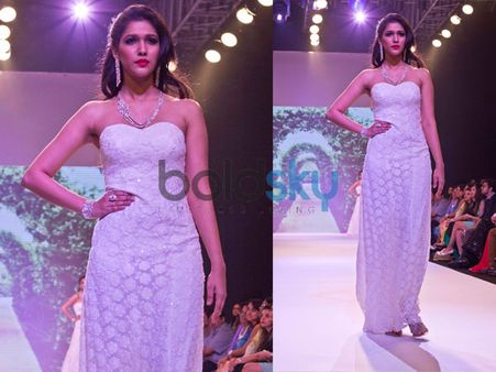 String Of Diamonds String Of Diamonds