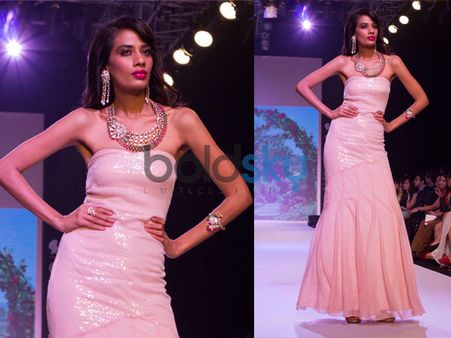 Circular Necklace Circular Necklace