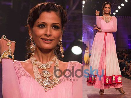 Ornate Ring Bracelet