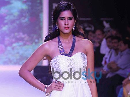 Blue Beaded Necklace Blue Beaded Necklace