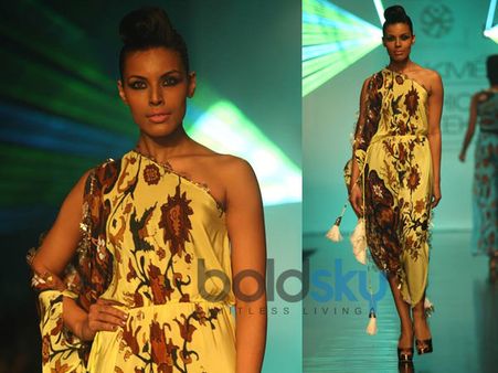 Single Shoulder Kaftan Single Shoulder Kaftan