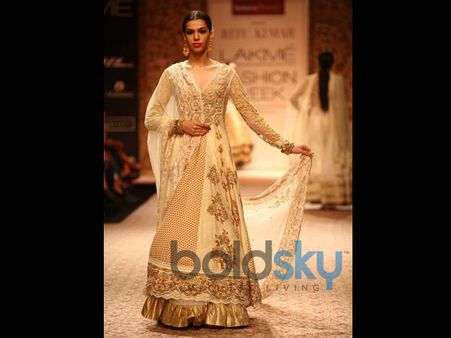 Frill Silhouette Frill Silhouette