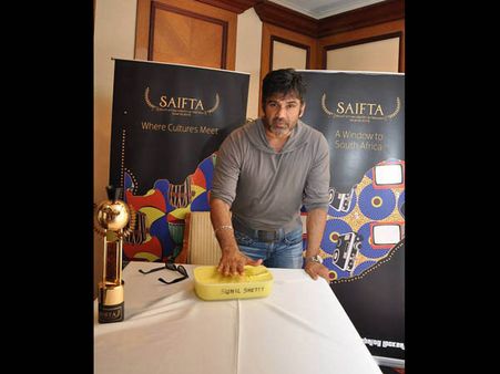 Suniel Shetty: Worst Dressed