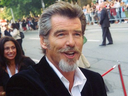  Pierce Brosnon