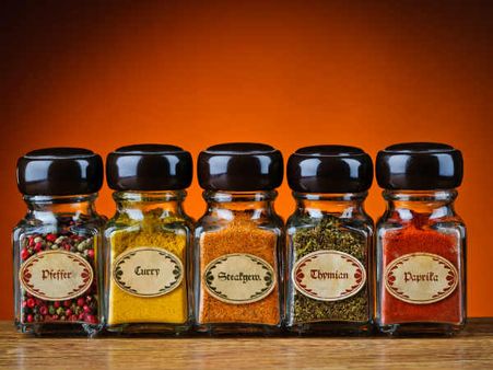 Label Spices and Boxes Label Spices and Boxes