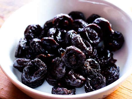Prunes Prunes