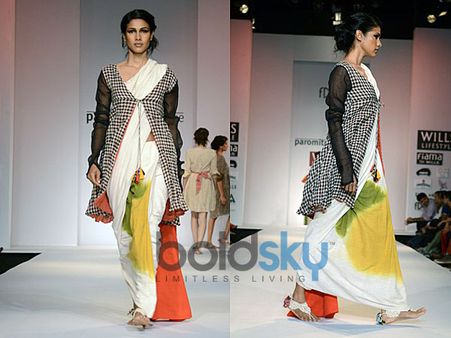 Printed Saree With Sheer Jacket