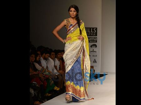 Bandhej Style Saree