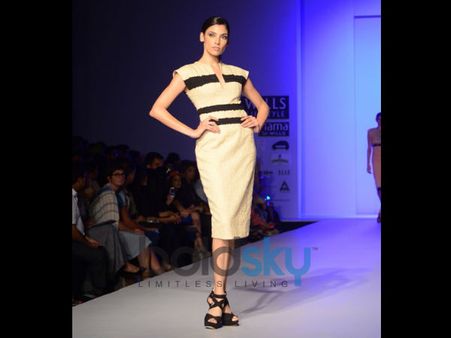 White Dress White Dress