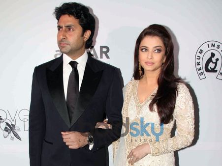 Nude and Black Eye Makeup