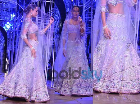 Lisa Haydon Lisa Haydon