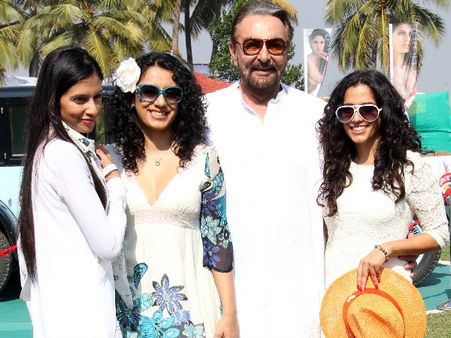 Kabir Bedi With Three Beauties