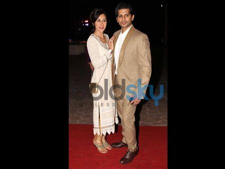 Karanveer Bohra With His Wife At The Reception
