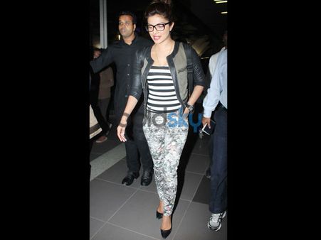 Priyanka Coming Out Of The Airport Priyanka Coming Out Of The Airport