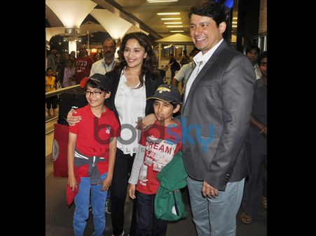 Madhuri Dixit With Her Family