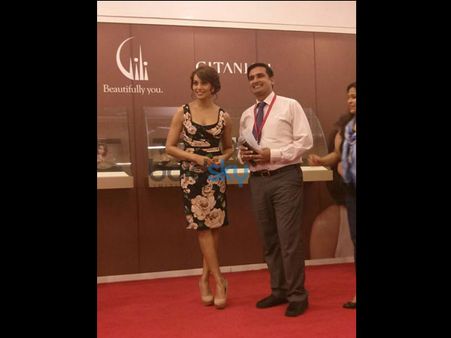 In Black Floral Print