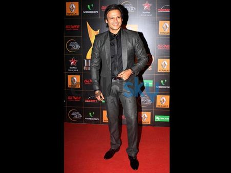 Vivek Oberoi In Black Suit