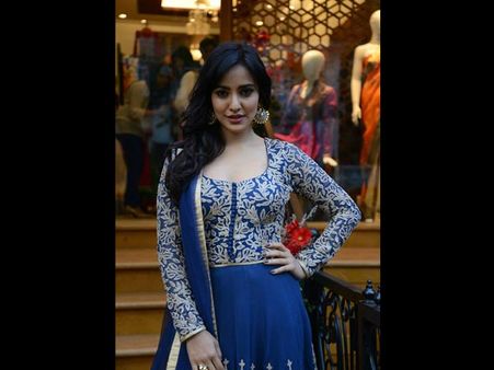 Neha Sharma's Jewellery