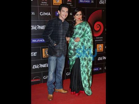 Shreya Ghoshal With Aditya Narayan