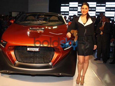 Kareena Unveils Another Car